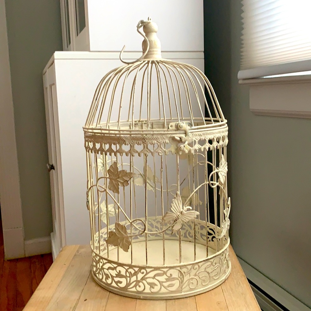 Decorative bird cage